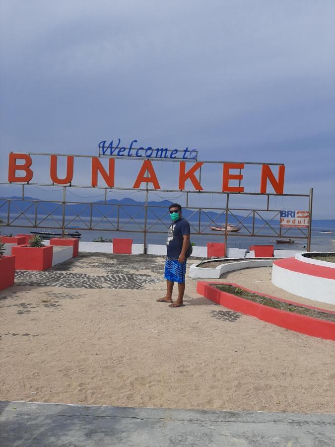 Blue Shark Divers Bunaken Eksteriør bilde